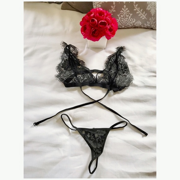 ❤️SOLD❤️BLACK FLORAL SHEER LACE BRALETTE LINGERIE - Picture 2 of 8